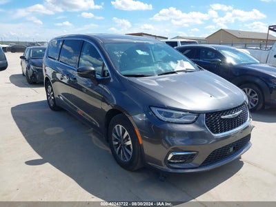 CHRYSLER PACIFICA HYBRID 2023