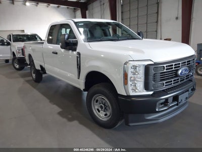 FORD F-250 2024