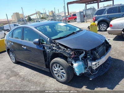 TOYOTA PRIUS PLUG-IN 2014