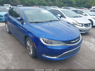 CHRYSLER 200 2015