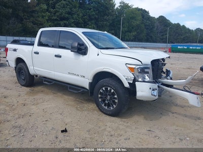 NISSAN TITAN 2019