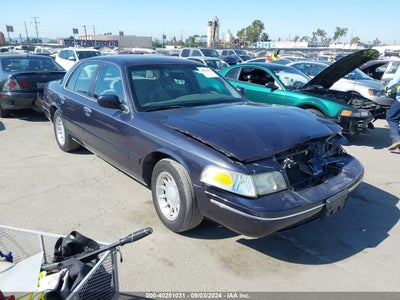 FORD CROWN VICTORIA 2000