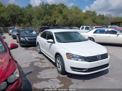 VOLKSWAGEN PASSAT 2.5 2012