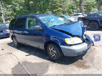TOYOTA SIENNA 2002