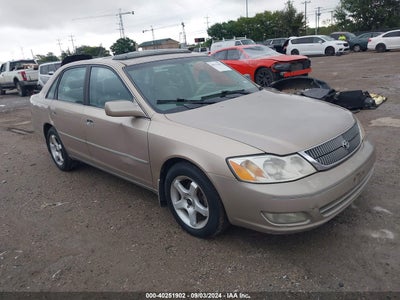 TOYOTA AVALON 2001