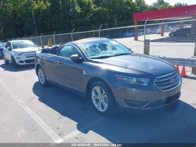 FORD TAURUS 2017
