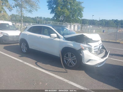 MERCEDES-BENZ GLA-CLASS 2015