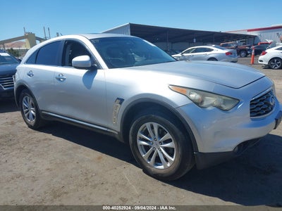 INFINITI FX35 2011