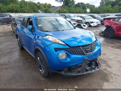 NISSAN JUKE 2012