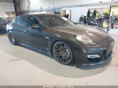 PORSCHE PANAMERA 2012