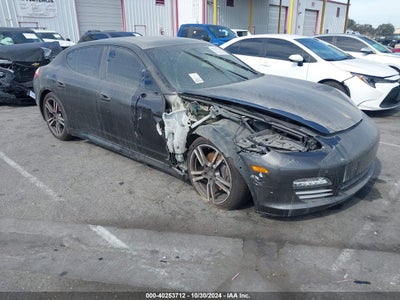 PORSCHE PANAMERA 2012