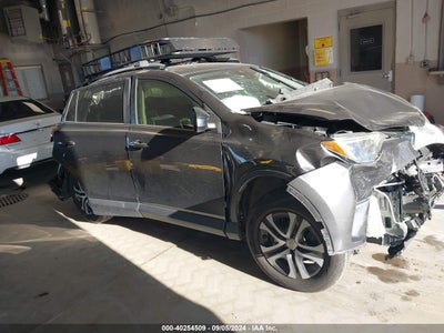 TOYOTA RAV4 2018