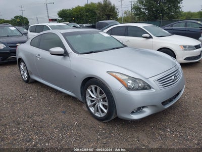 INFINITI JOURNEY 2014