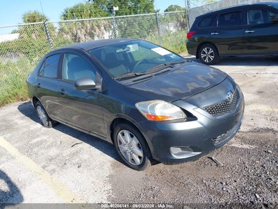 TOYOTA YARIS 2011