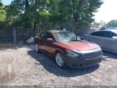 NISSAN MAXIMA 2012