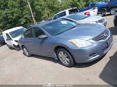 NISSAN ALTIMA HYBRID 2010