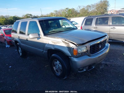 CADILLAC ESCALADE 2000