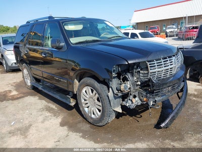 LINCOLN NAVIGATOR 2013
