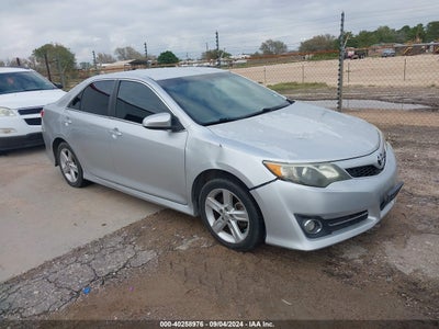 TOYOTA CAMRY 2014