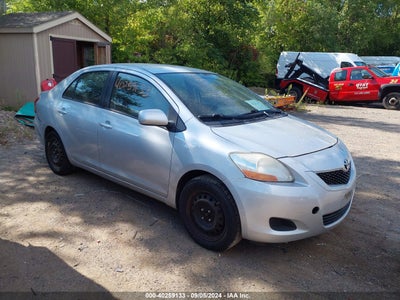 TOYOTA YARIS 2009