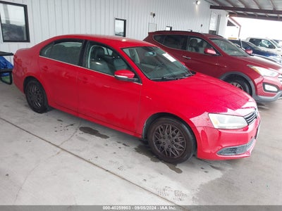 VOLKSWAGEN JETTA 2013