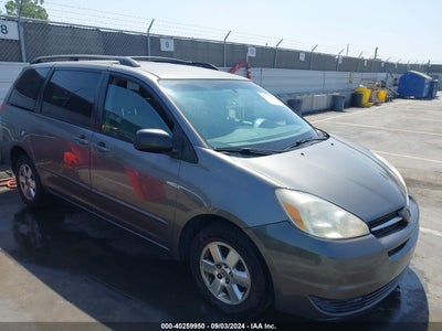 TOYOTA SIENNA 2005
