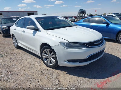 CHRYSLER 200 2015