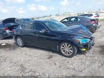 INFINITI Q50 2015
