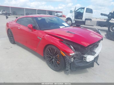 NISSAN GT-R 2013
