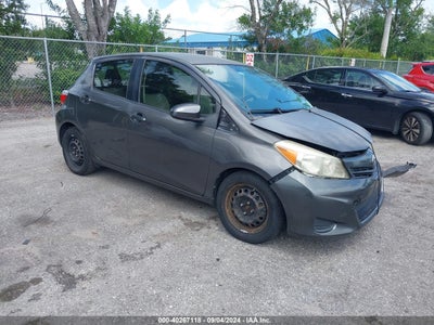 TOYOTA YARIS 2013