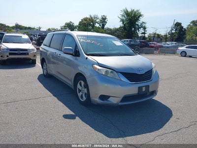 TOYOTA SIENNA 2012