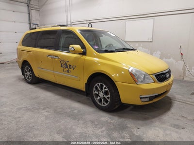 KIA SEDONA 2014