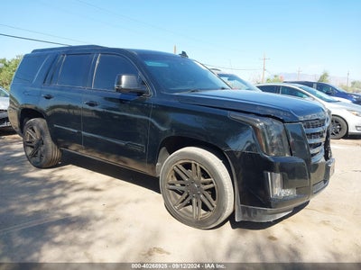 CADILLAC ESCALADE 2015