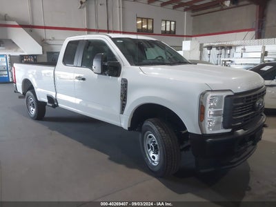 FORD F-250 2024