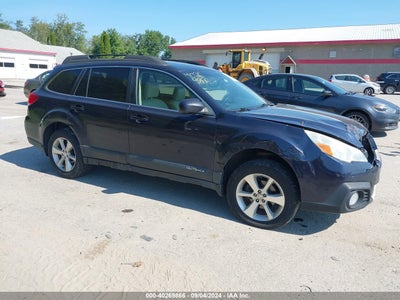 SUBARU OUTBACK 2013