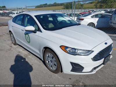 FORD FUSION 2019