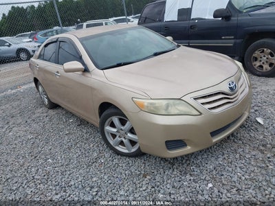 TOYOTA CAMRY 2010