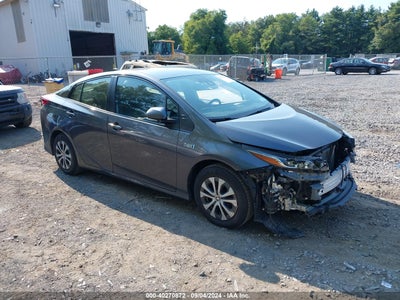 TOYOTA PRIUS PRIME 2021