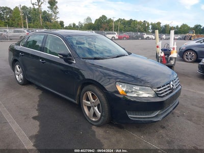 VOLKSWAGEN PASSAT 2013