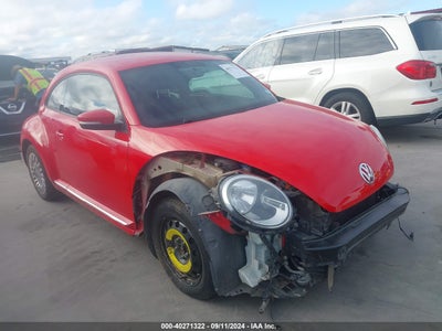 VOLKSWAGEN BEETLE 2014