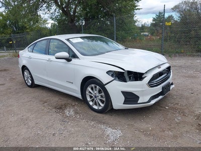 FORD FUSION HYBRID 2019