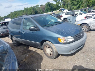 TOYOTA SIENNA 2001