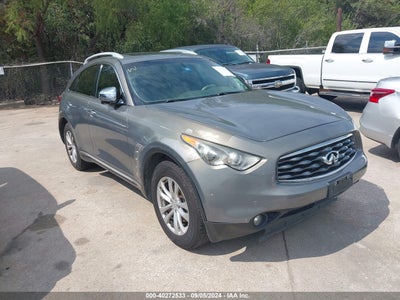 INFINITI FX35 2010