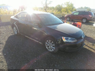 VOLKSWAGEN JETTA 2011