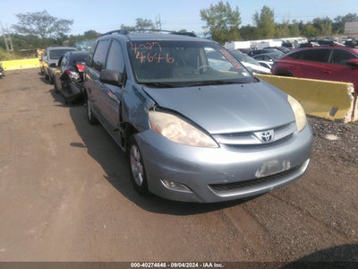 TOYOTA SIENNA 2008