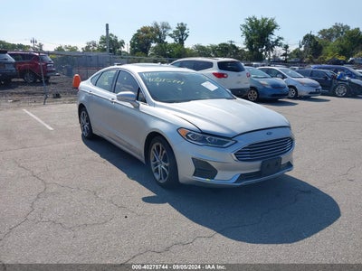 FORD FUSION SE 2019