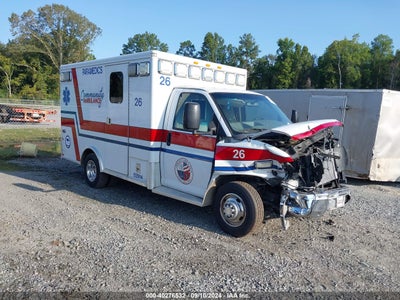 CHEVROLET EXPRESS CUTAWAY 2011