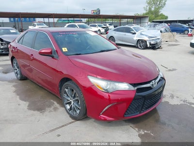 TOYOTA CAMRY 2016