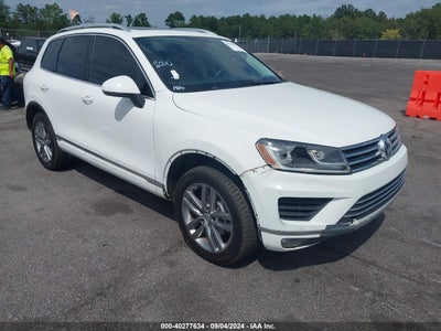VOLKSWAGEN TOUAREG 2015