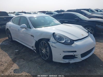 PORSCHE PANAMERA 2015